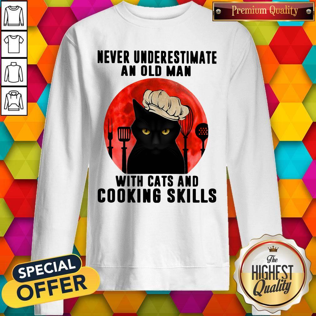 Never Underestimate An Old Man With Cats And Cooking Skills Shirt