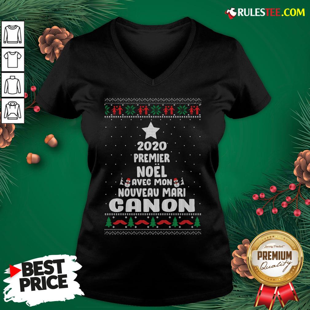 Nice 2020 Premier Noel Avec Mon Nouveau Mari Canon Ugly Christmas Shirt