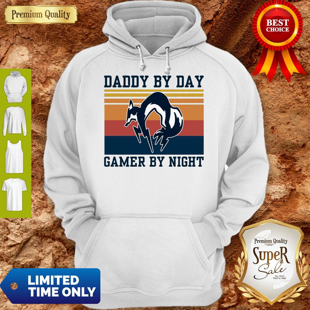 Nice Foxhound Daddy By Day Gamer By Night Vintage Shirt