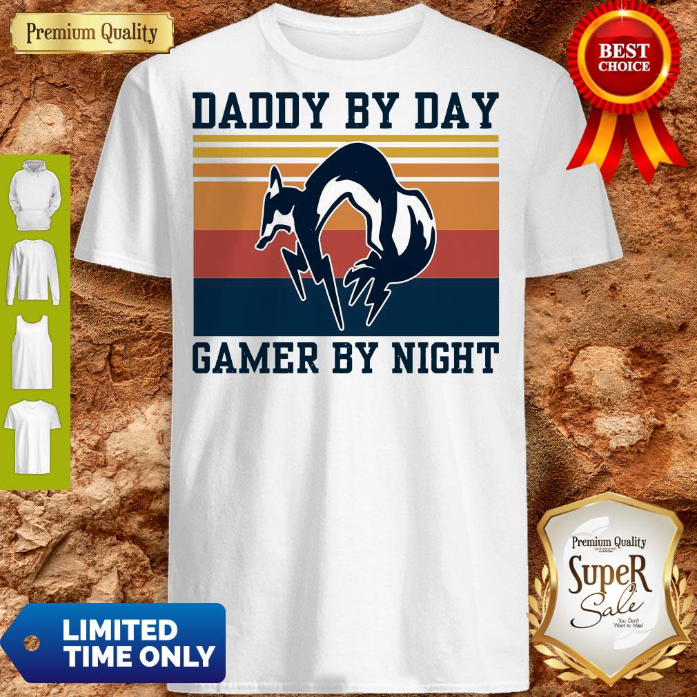 Nice Foxhound Daddy By Day Gamer By Night Vintage Shirt