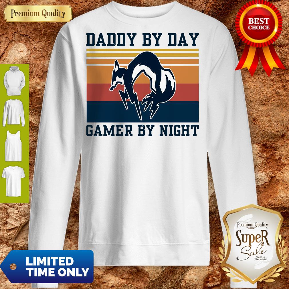 Nice Foxhound Daddy By Day Gamer By Night Vintage Shirt