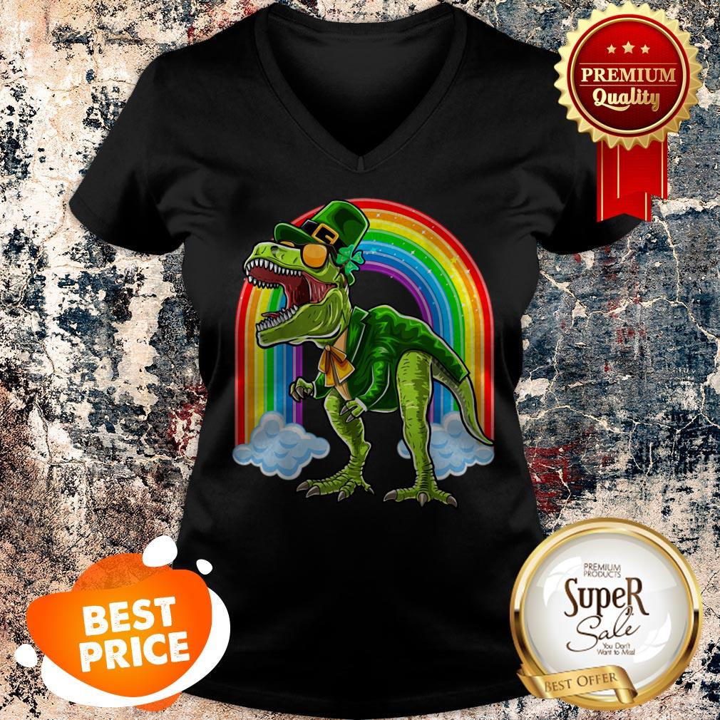 Nice St. Patricks Day T Rex Dinosaur Leprechaun Rainbow Shirt