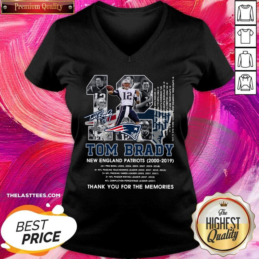 top-12-tom-brady-new-england-patriots-2000-2019-thank-you-for-the-memories-v-neck.jpg