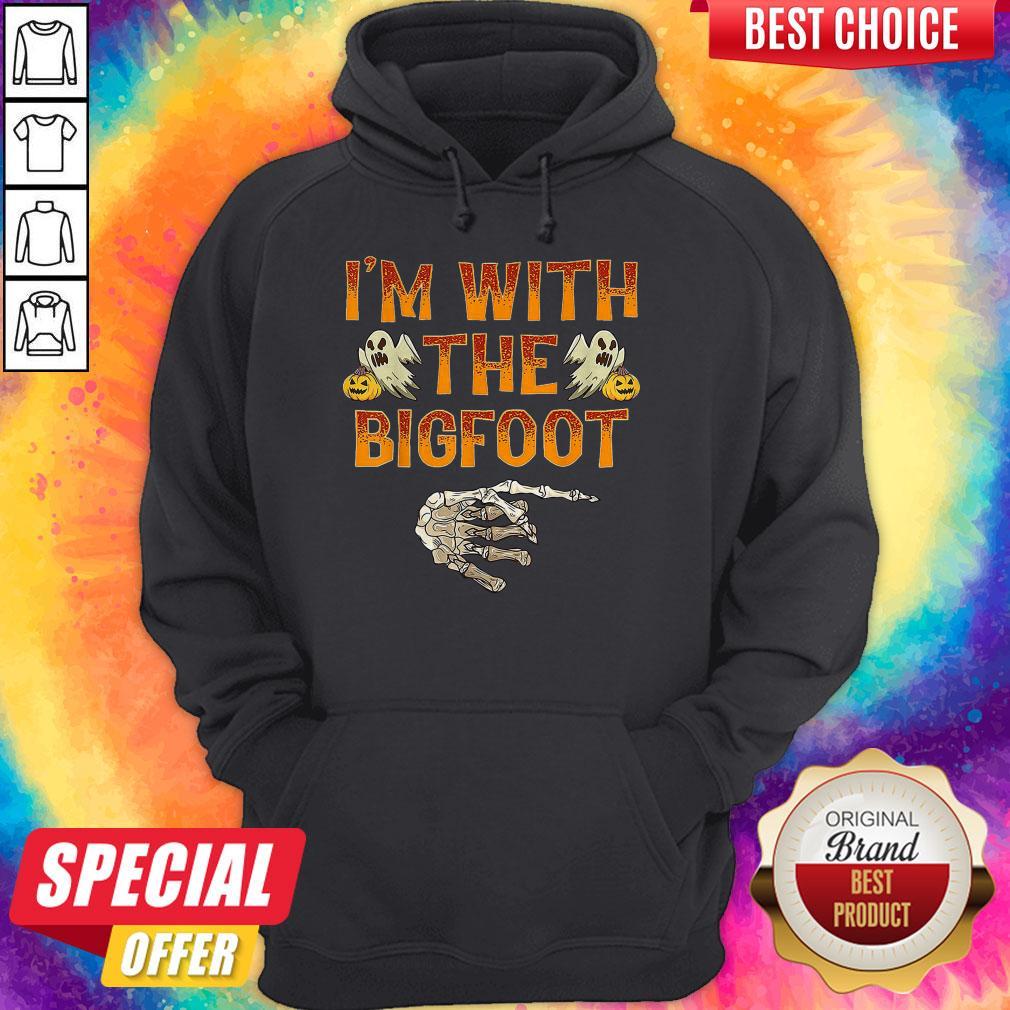 Top I’m With The Bigfoot Halloween Shirt