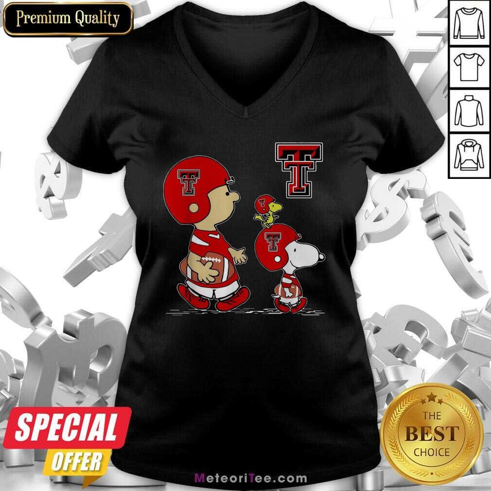 top-the-peanuts-charlie-brown-and-snoopy-woodstock-texas-tech-red-raiders-football-v-neck.jpg