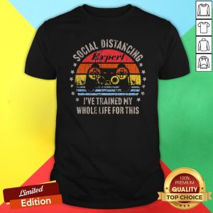 Social Distancing Expert Video Gamer Gaming Vintage Gift T-Shirt