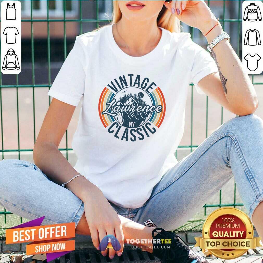 Happy I Love Lawrence New York Retro Vintage Classic T-Shirt