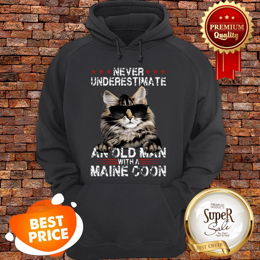 Maine Coon Never Underestimate An Old Man With A Cat Shirt
