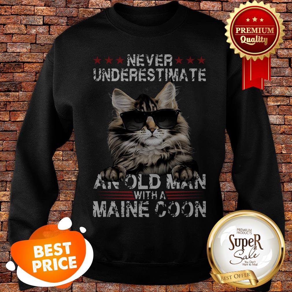 Maine Coon Never Underestimate An Old Man With A Cat Shirt