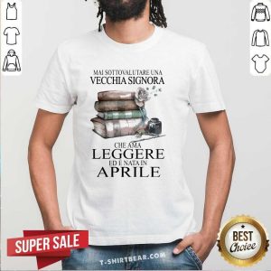 Leggere Aprile 5 Book And Flower Shirt