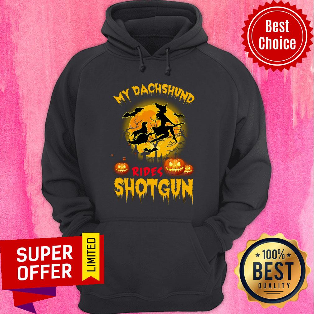Top My Dachshund Rides Shotgun Scary Halloween Shirt