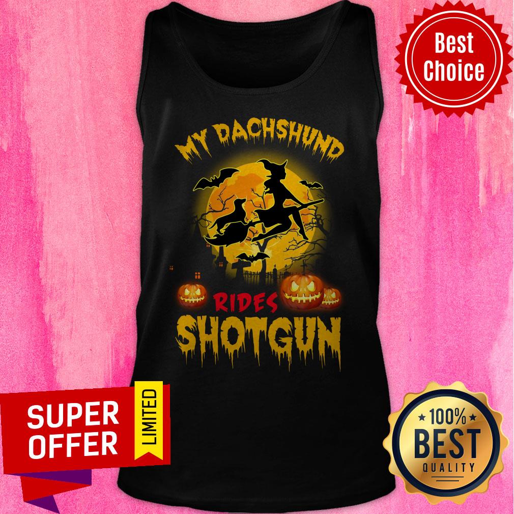 Top My Dachshund Rides Shotgun Scary Halloween Shirt