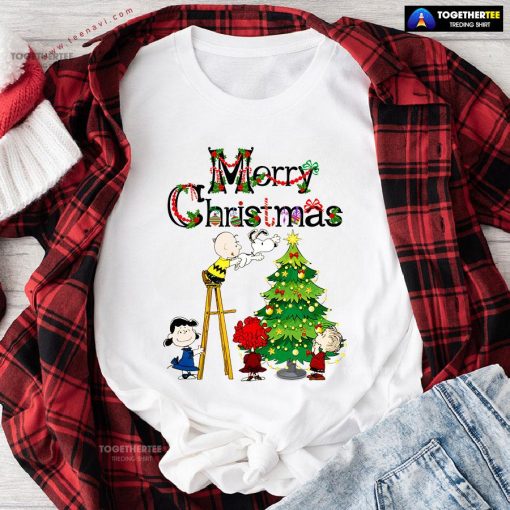 Merry Christmas Snoopy Charlie Brown Lucy van Pelt Linus van Pelt T-Shirt