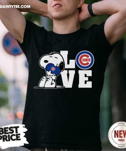 Snoopy Love Chicago Cubs T-Shirt