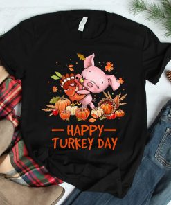 Funny Thanksgiving Day Gift Pig Hug Turkey Shirt