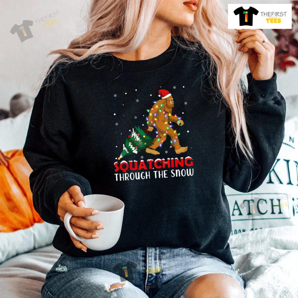 squatching-through-the-snow-shirt-big-foot-grinch-christmas-shirt-4.jpg