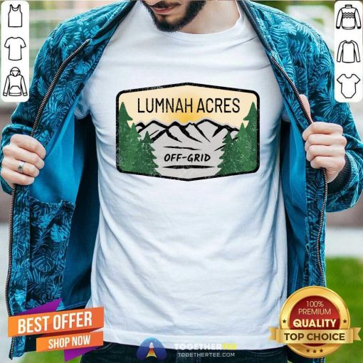 Lumnah Acres Badge Logo T-shirt