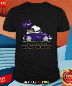 Snoopy And Woodstock Ride The Baltimore Ravens Car T-shirt