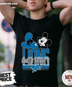Detroit Lions Mickey Kick Back T-shirt