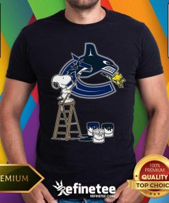 Nice Snoopy And Woodstock Paint Vancouver Canucks NHL Logo T-Shirt