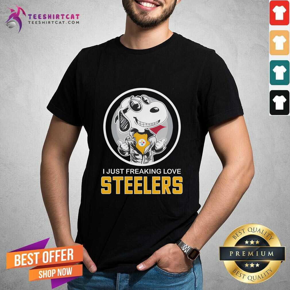 Shirt Snoopy I Just Freaking Love Pittsburgh Steelers T-shirt