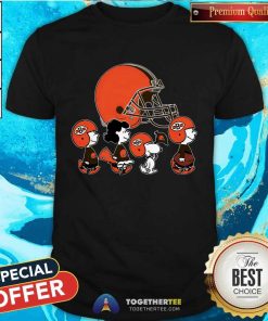 The Peanuts Snoopy And Friends Cheer For The Cleveland Browns NFL T-shirt