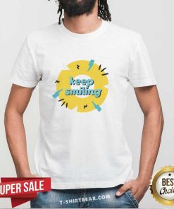 Top Keep Smiling T-shirt