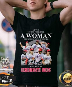 Awesome A Woman Understands Baseball And Loves Cincinnati Reds T-Shirt