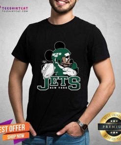 Good New York Jets Mickey At Quarterback Disney Football T-Shirt