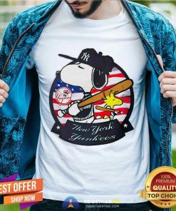 Premium Snoopy And Woodstock New York Yankees T-Shirt