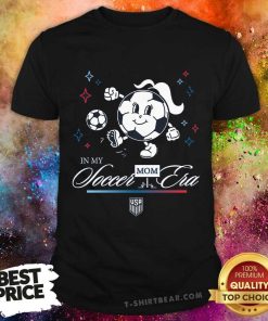 Awesome USA In My Soccer Mom Era T-Shirt