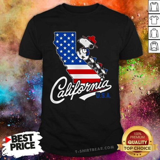 Funny Peanuts Snoopy Beagle Scouts California USA Flag Fill T-Shirt