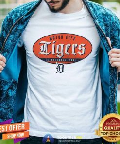Good Tigers Hometown Established 1901 T-Shirt