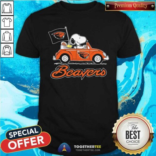 Awesome Snoopy And Woodstock Drives Car Oregon State Beavers Flag T-Shirt
