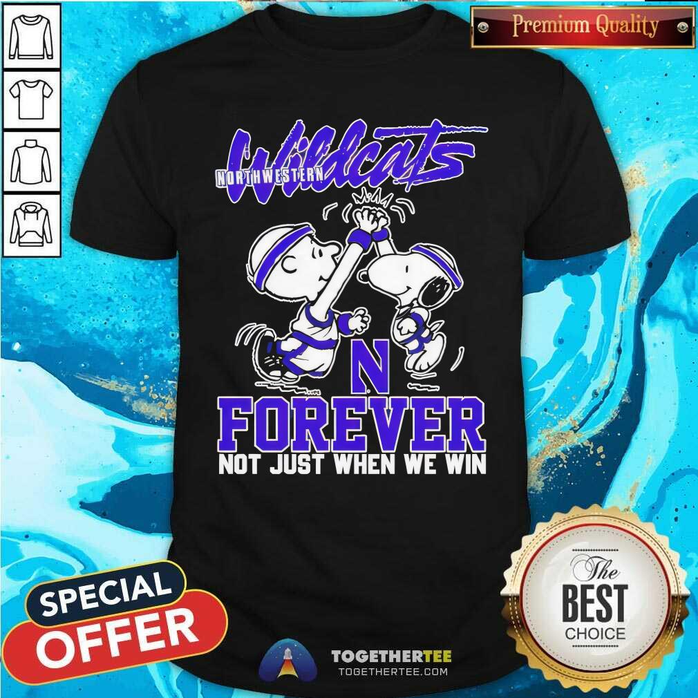 Shirt Funny Snoopy Charlie Brown High Five Northwestern Wildcats Forever T-Shirt