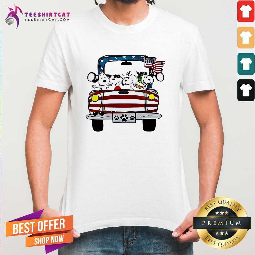 Shirt Great Snoopy Driving Jeep American Flag T-Shirt