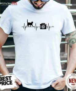 Happy Cat Photographers Heartbeat Photograpy Cats T-Shirt
