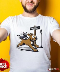 Hot Donald Trump They're Eating Dogs And Cats In Springfield Ohio T-Shirt