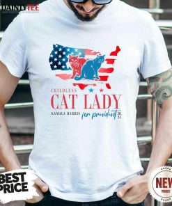 Pretty Childless Cat Ladies Social Club Vote Kamala Harris 2024 T-Shirt