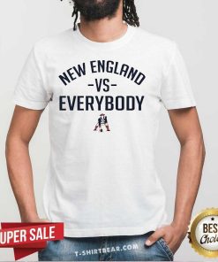 Pretty New England Vs Everyone Patriots T-Shirt