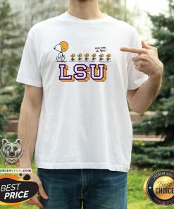 Top Peanuts X LSU Tigers Snoopy's Football Team Here Come The Tigers T-Shirt