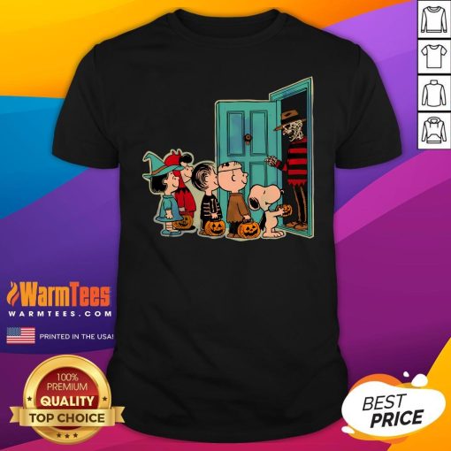 Hot Treats Or Nightmares Peanuts Snoopy Freddy Krueger Halloween T-Shirt