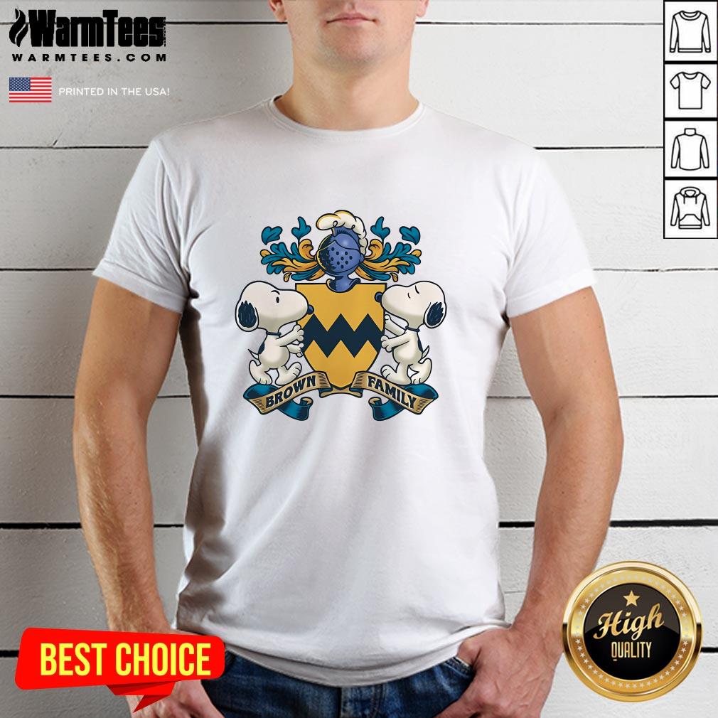 Shirt Pretty The Browns Family Snoopy T-Shirt