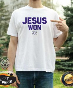 Top Josh Hoover Wearing Jesus Won TCU FCA T-Shirt