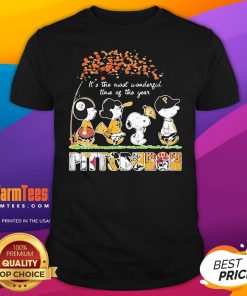 Top The Peanuts Pittsburgh Sports It's The Most Wonderful Time Of The Year T-Shirt