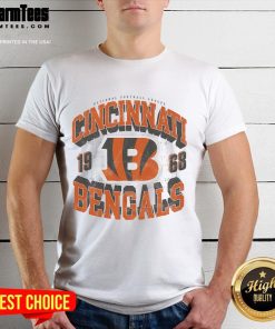 Alt Text: Awesome Cincinnati Bengals Field Arched Wordmark T-Shirt featuring bold team logo and vibrant colors for fans.