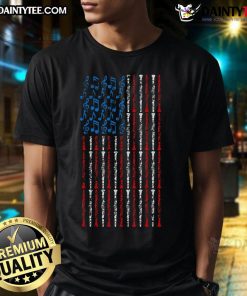 Alt Text: Awesome Clarinet American Flag 4th of July t-shirt featuring a clarinetist celebrating USA Independence Day.