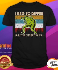 Funny I Beg To Differ Frog Japanese Amphibian Frog Humor Joke T-Shirt