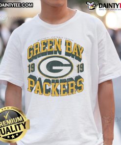 Hot Green Bay Packers Field Arched Wordmark T-Shirt featuring bold team logo and vibrant colors for passionate fans.