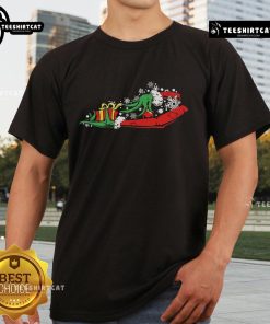 Hot The Kentuckian Who Stole Christmas T-Shirt featuring a festive design perfect for holiday celebrations.